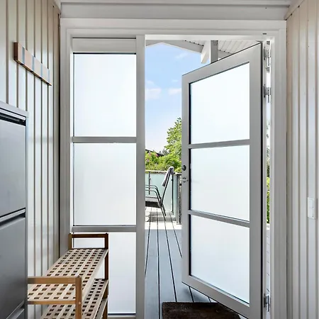 Feriehus Newly Renovated Near With Swing Set *